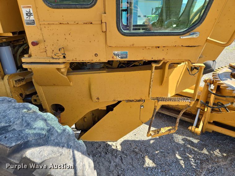 image for item EF1576 1993 Champion 720A motor grader