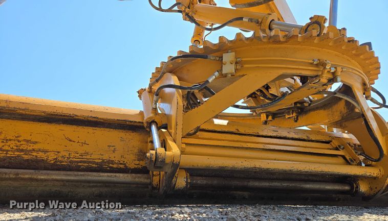 image for item EF1576 1993 Champion 720A motor grader