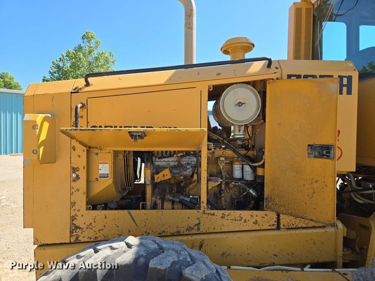 image for item EF1576 1993 Champion 720A motor grader