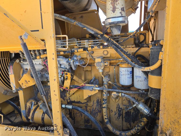 image for item EF1576 1993 Champion 720A motor grader