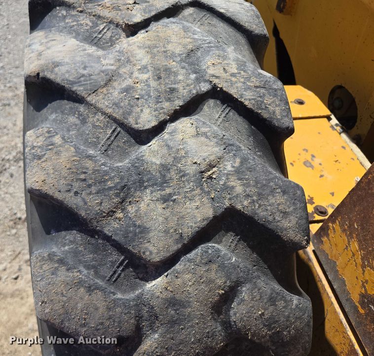 image for item EF1576 1993 Champion 720A motor grader