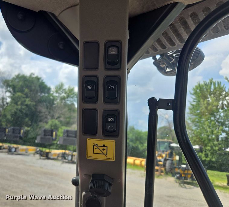 image for item EF1668 2018 Case Maxxum 150 MFWD tractor