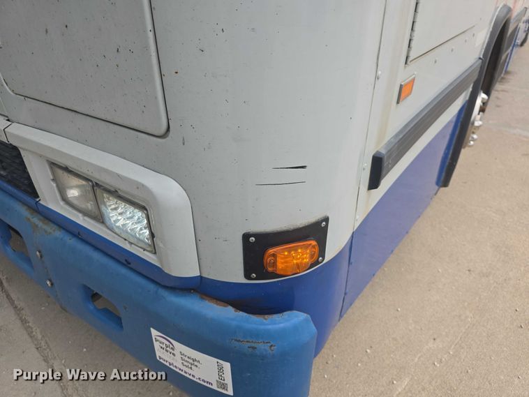 image for item EF3507 2003 Blue Bird All American coach bus