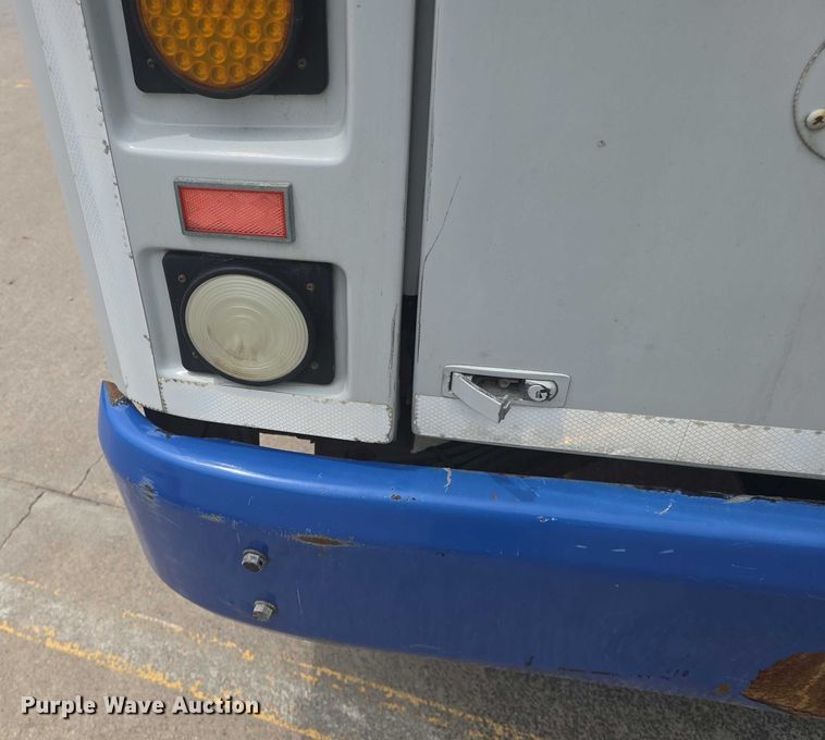 image for item EF3507 2003 Blue Bird All American coach bus