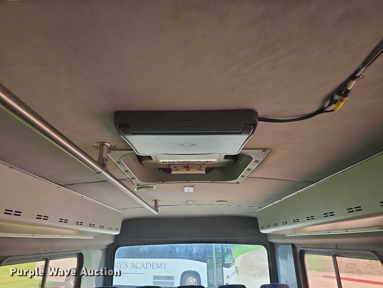 image for item EF3507 2003 Blue Bird All American coach bus