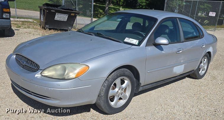 image for item EF3568 2003 Ford Taurus 