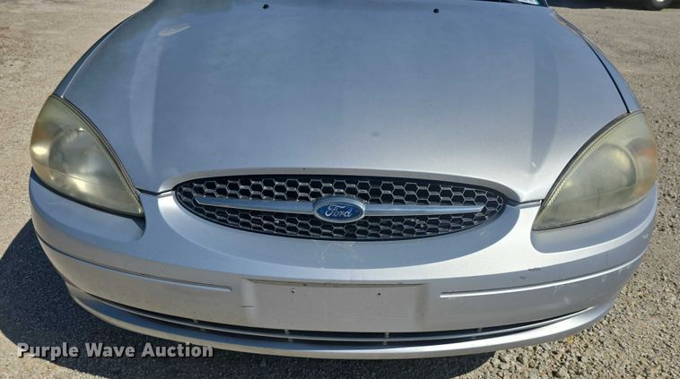image for item EF3568 2003 Ford Taurus 