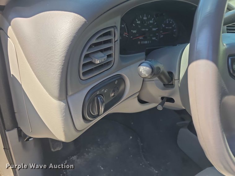 image for item EF3568 2003 Ford Taurus 