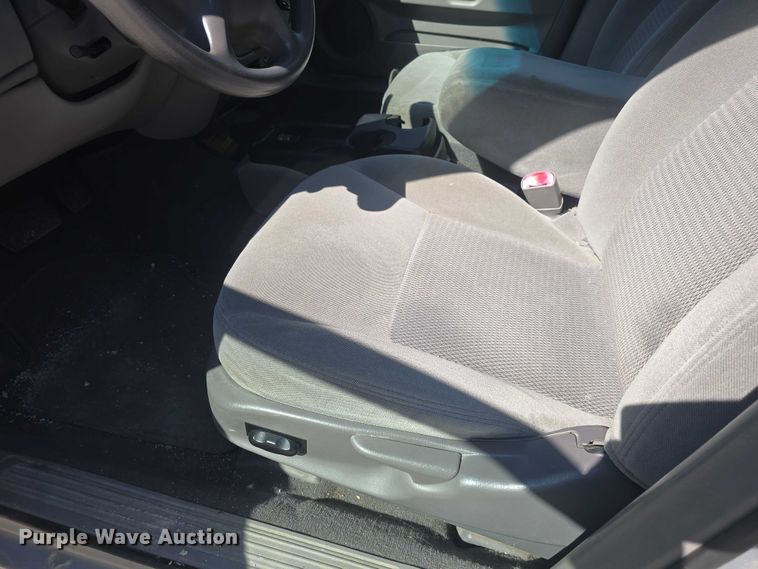 image for item EF3568 2003 Ford Taurus 