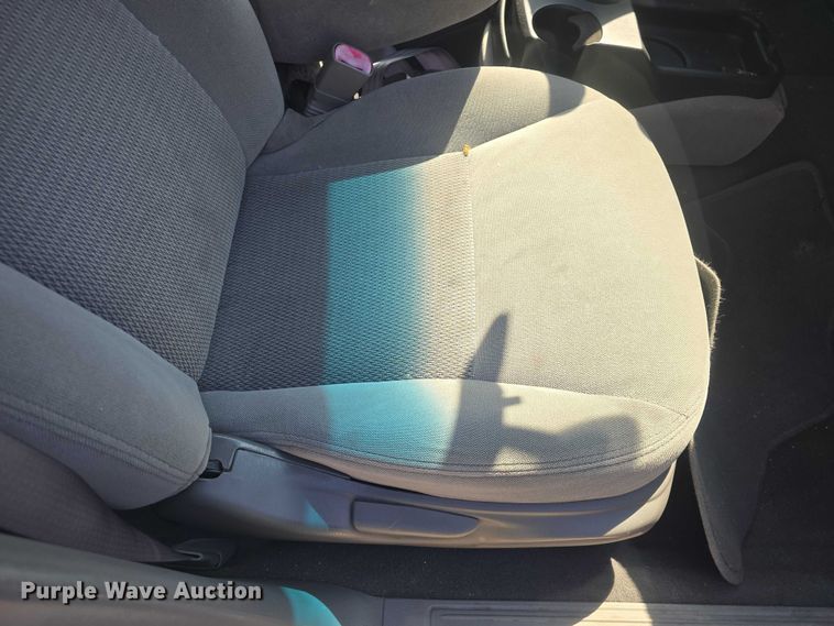 image for item EF3568 2003 Ford Taurus 