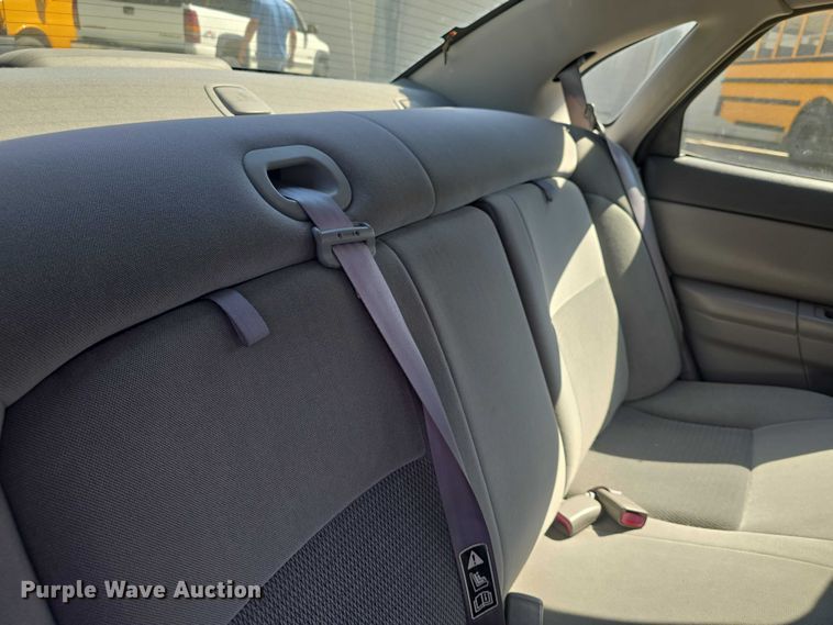 image for item EF3568 2003 Ford Taurus 