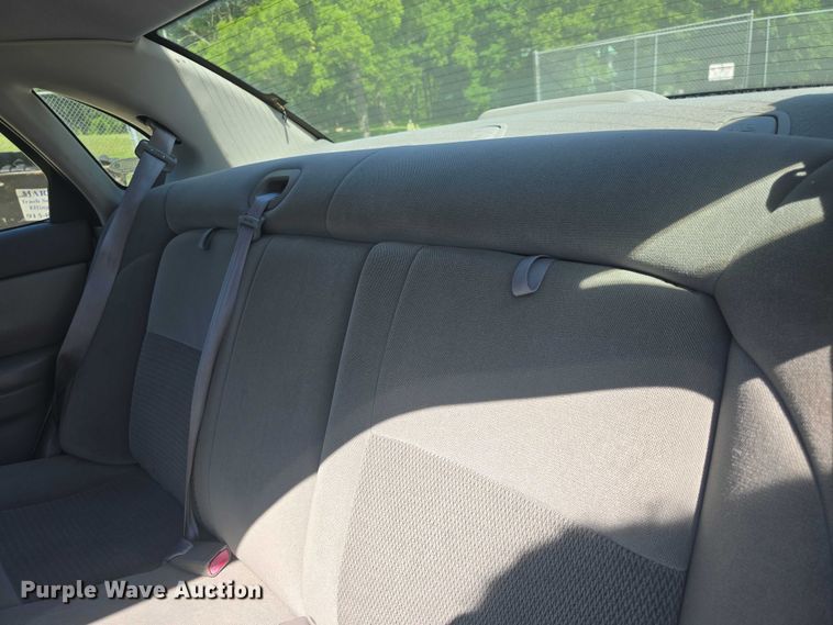 image for item EF3568 2003 Ford Taurus 