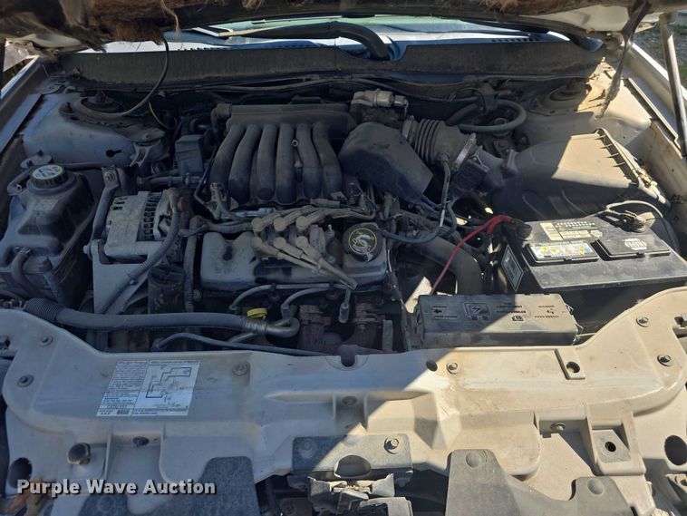 image for item EF3568 2003 Ford Taurus 