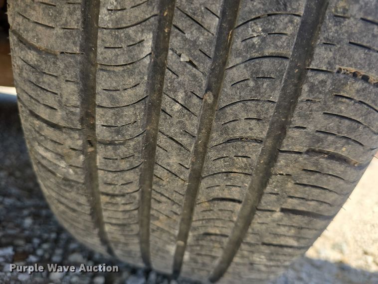 image for item EF3568 2003 Ford Taurus 