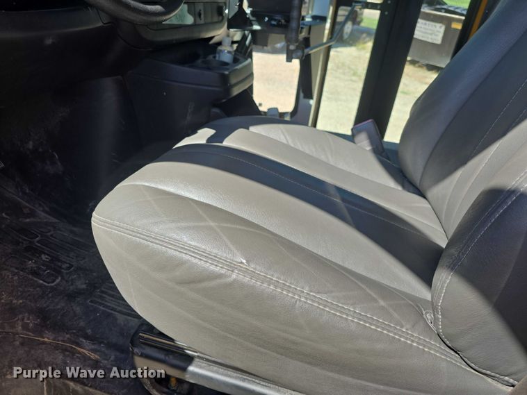 image for item EF3569 2012 Chevrolet Express school bus