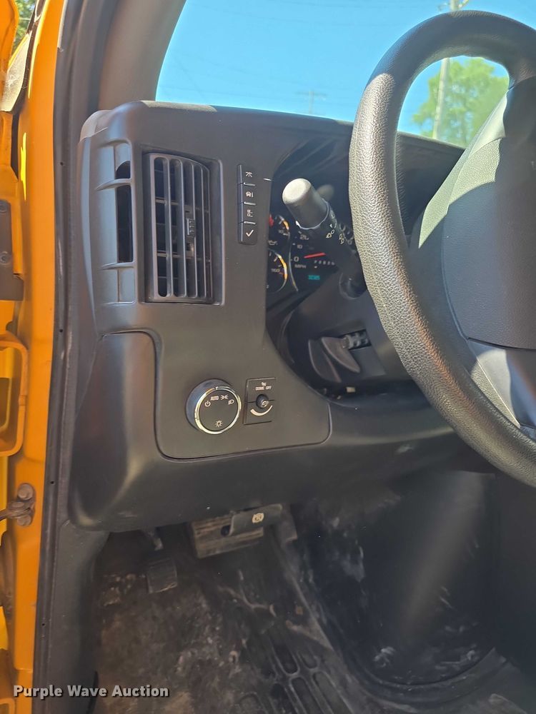 image for item EF3569 2012 Chevrolet Express school bus