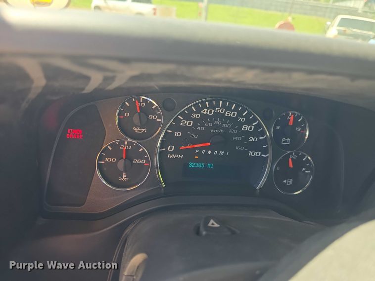 image for item EF3569 2012 Chevrolet Express school bus