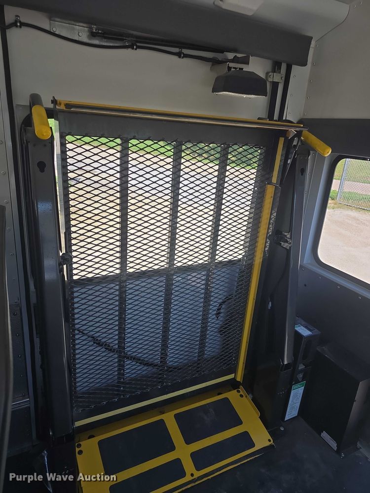 image for item EF3569 2012 Chevrolet Express school bus