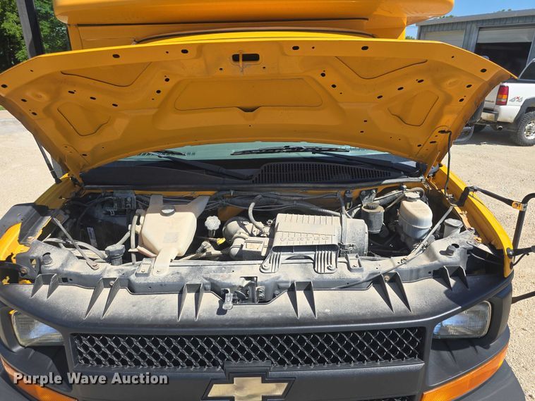 image for item EF3569 2012 Chevrolet Express school bus