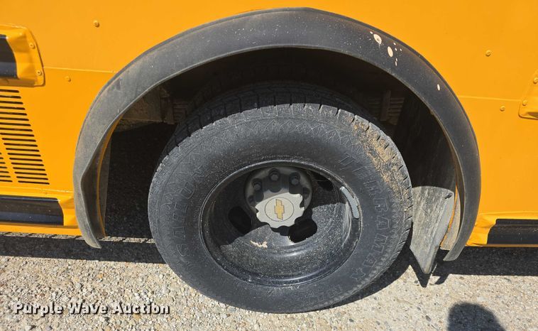 image for item EF3569 2012 Chevrolet Express school bus