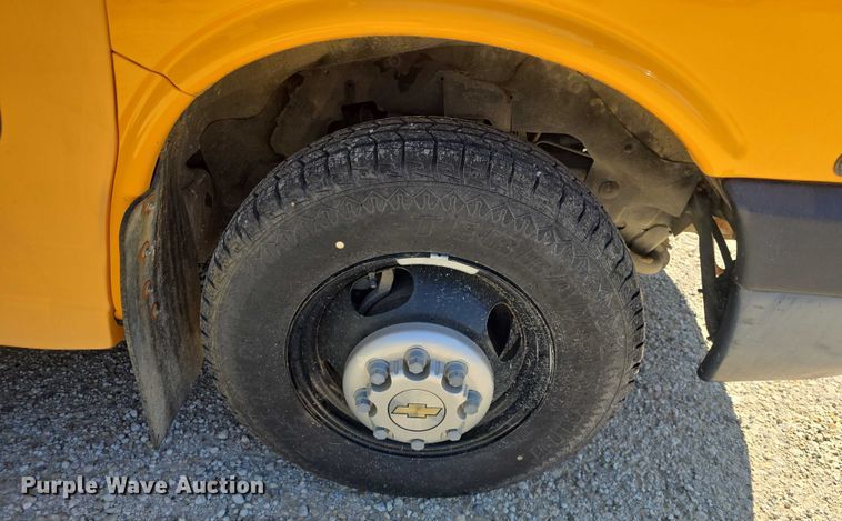 image for item EF3569 2012 Chevrolet Express school bus