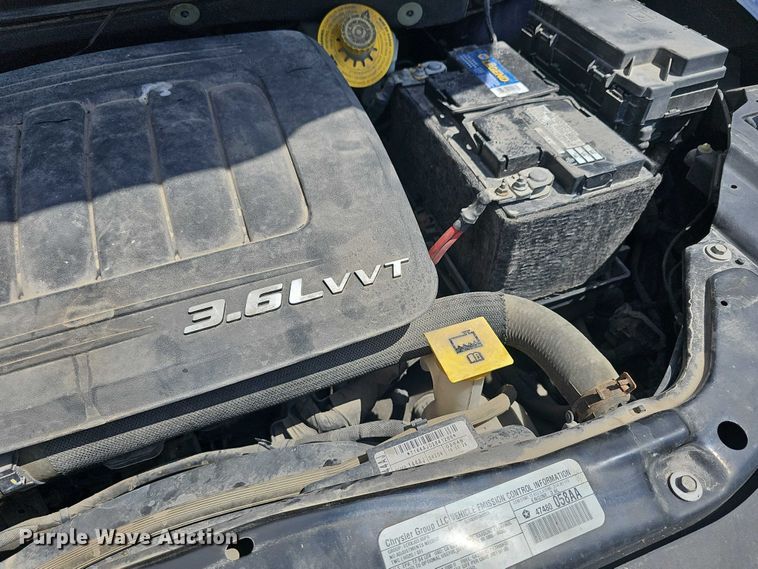 image for item EF3572 2014 Dodge Grand Caravan SXT van