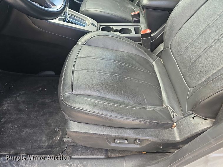 image for item EF3575 2012 Chevrolet Captiva Sport  SUV