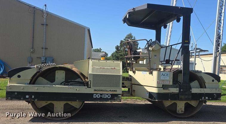 image for item EF3578 2000 Ingersoll Rand DD-130 double drum vibratory roller