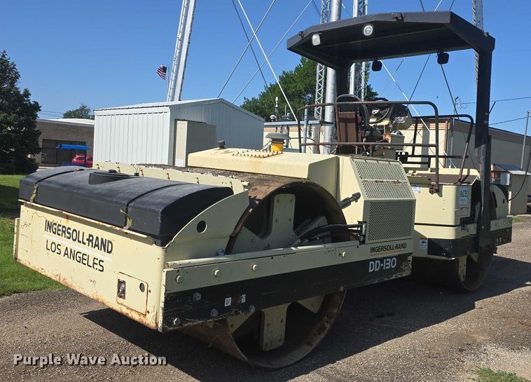 image for item EF3578 2000 Ingersoll Rand DD-130 double drum vibratory roller