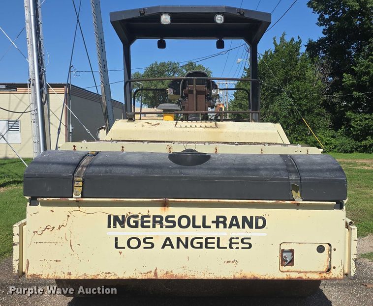 image for item EF3578 2000 Ingersoll Rand DD-130 double drum vibratory roller