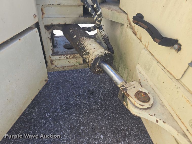 image for item EF3578 2000 Ingersoll Rand DD-130 double drum vibratory roller