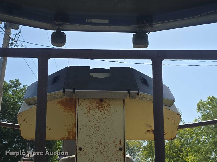 image for item EF3578 2000 Ingersoll Rand DD-130 double drum vibratory roller