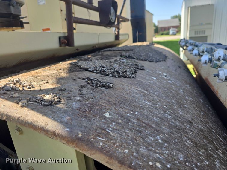 image for item EF3578 2000 Ingersoll Rand DD-130 double drum vibratory roller