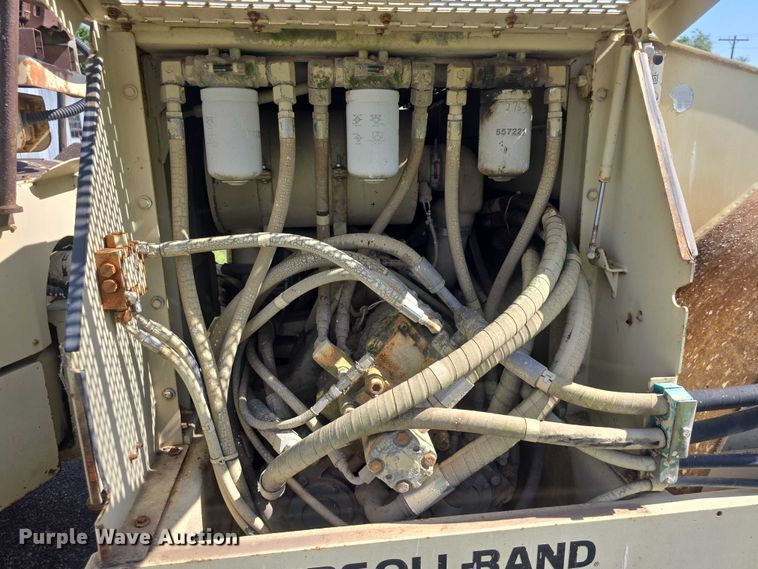 image for item EF3578 2000 Ingersoll Rand DD-130 double drum vibratory roller