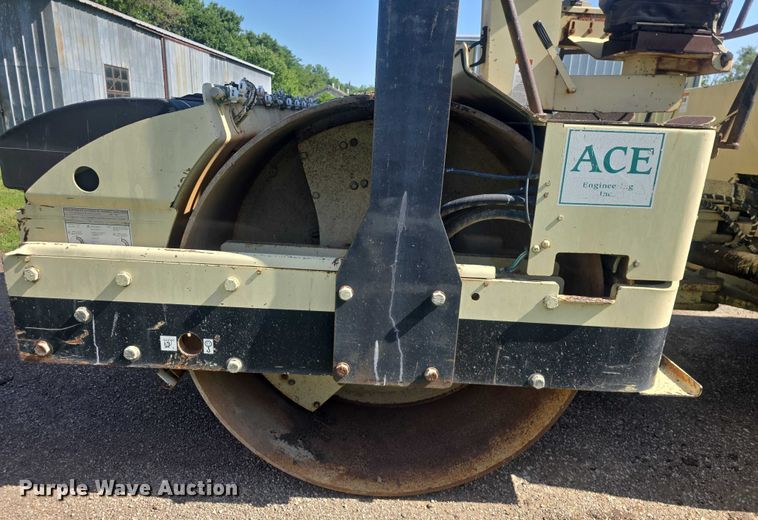 image for item EF3578 2000 Ingersoll Rand DD-130 double drum vibratory roller