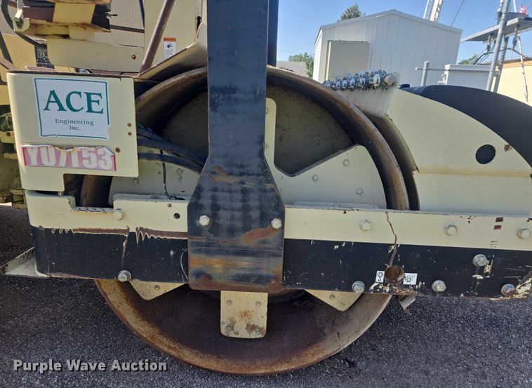 image for item EF3578 2000 Ingersoll Rand DD-130 double drum vibratory roller