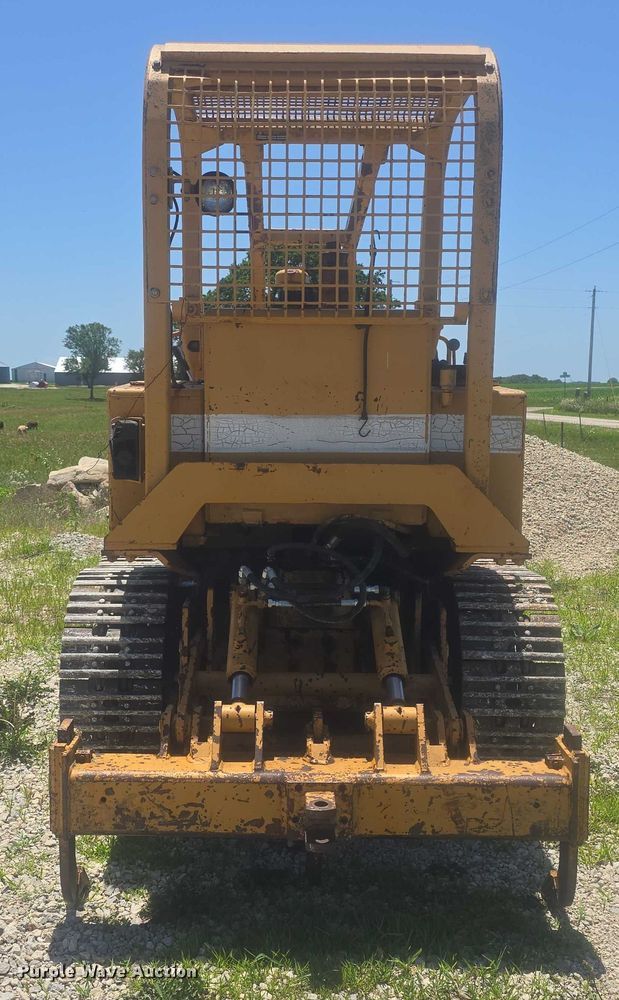 image for item EF3579 1987 Dresser 125E track loader