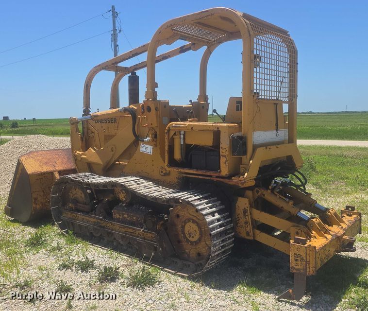 image for item EF3579 1987 Dresser 125E track loader