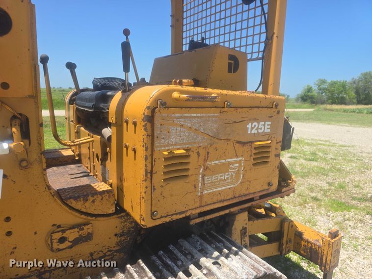 image for item EF3579 1987 Dresser 125E track loader