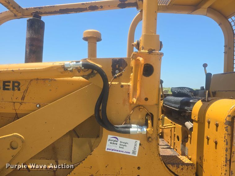 image for item EF3579 1987 Dresser 125E track loader