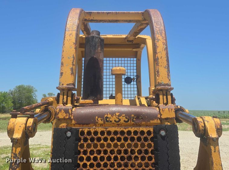 image for item EF3579 1987 Dresser 125E track loader