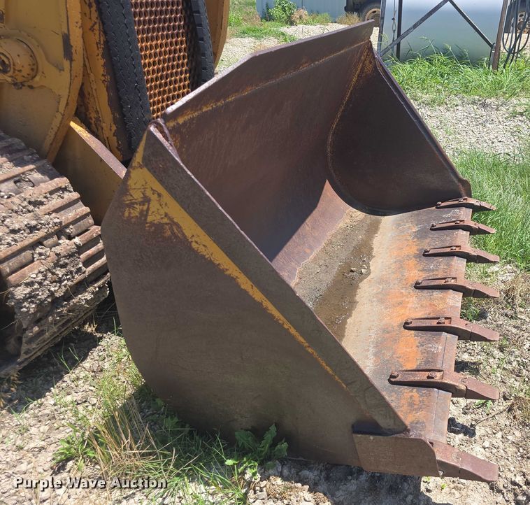 image for item EF3579 1987 Dresser 125E track loader