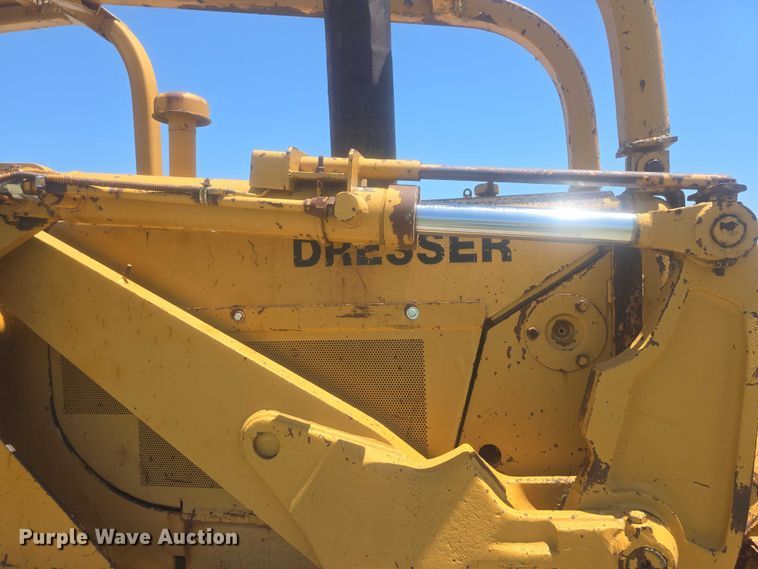 image for item EF3579 1987 Dresser 125E track loader
