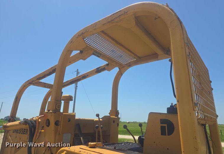 image for item EF3579 1987 Dresser 125E track loader