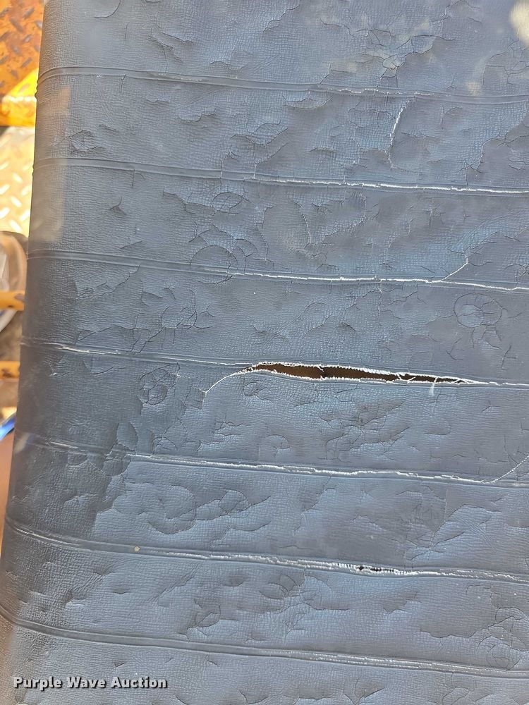 image for item EF3579 1987 Dresser 125E track loader