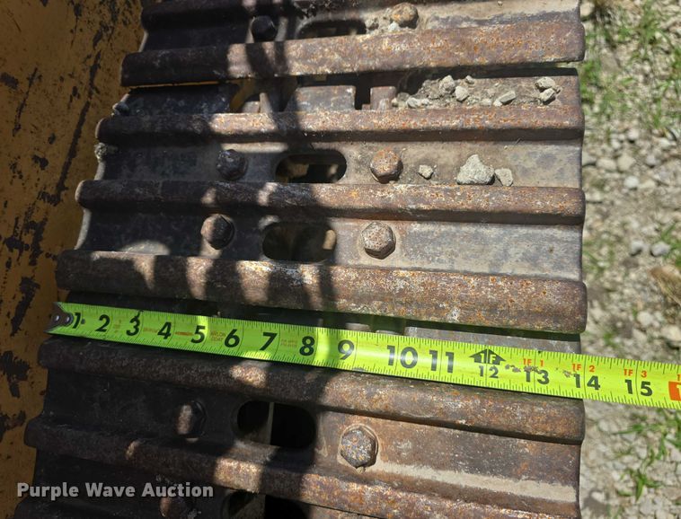 image for item EF3579 1987 Dresser 125E track loader