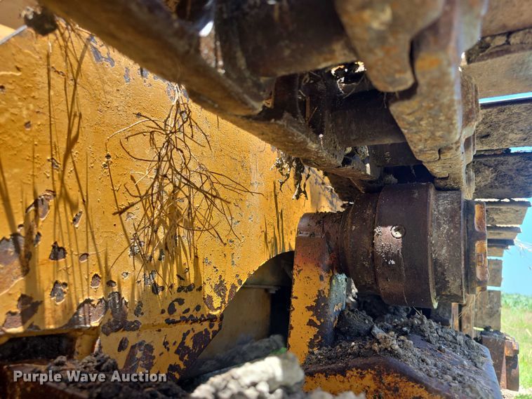 image for item EF3579 1987 Dresser 125E track loader