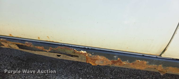 image for item EF3584 2002 Chevrolet Suburban 1500 SUV