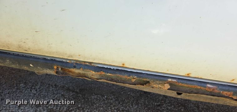 image for item EF3584 2002 Chevrolet Suburban 1500 SUV