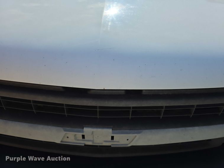 image for item EF3584 2002 Chevrolet Suburban 1500 SUV